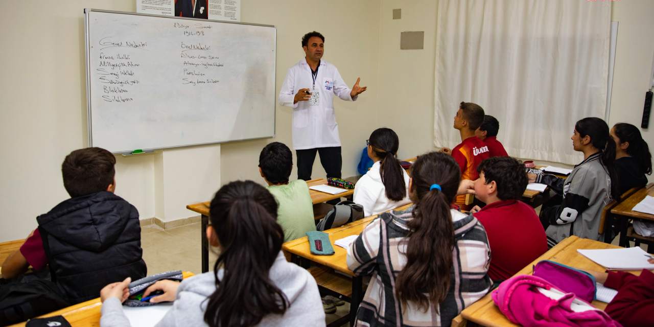 6 Şubat'ın yıl dönümünde Malatya'da okullar tatil edildi