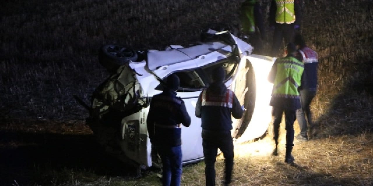 Kayseri'de araba şarampole yuvarlandı: 1 ölü 4 yaralı