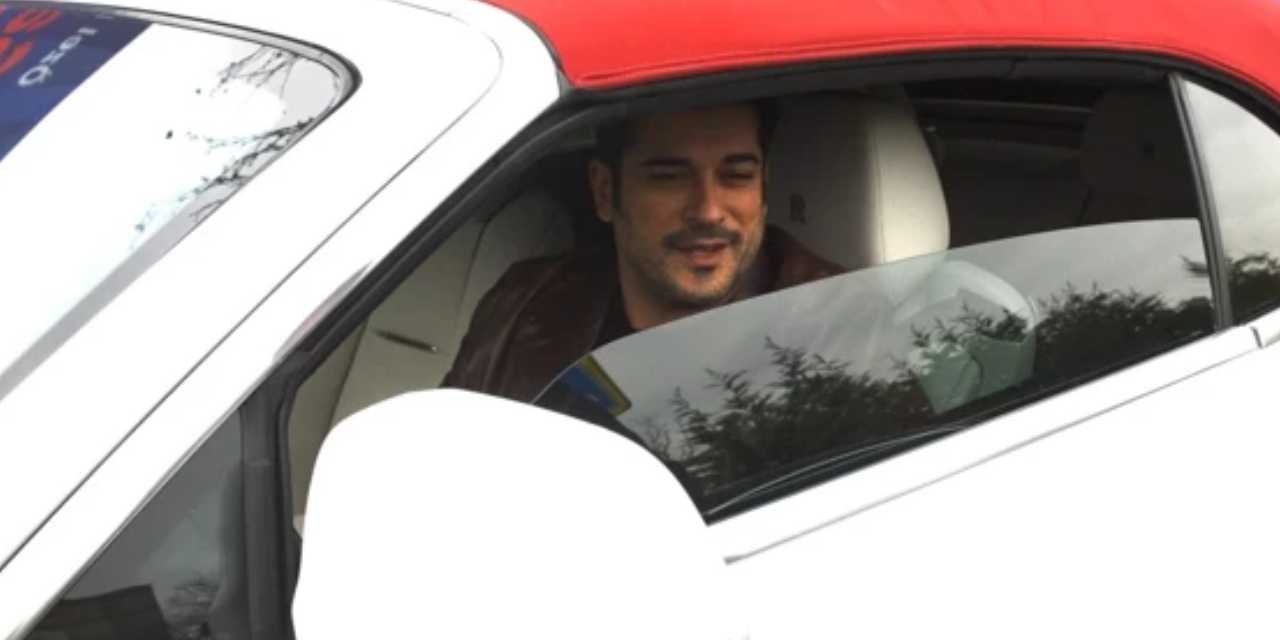 Burak Özçivit'in yeni arabasının fiyatı dudak uçuklattı