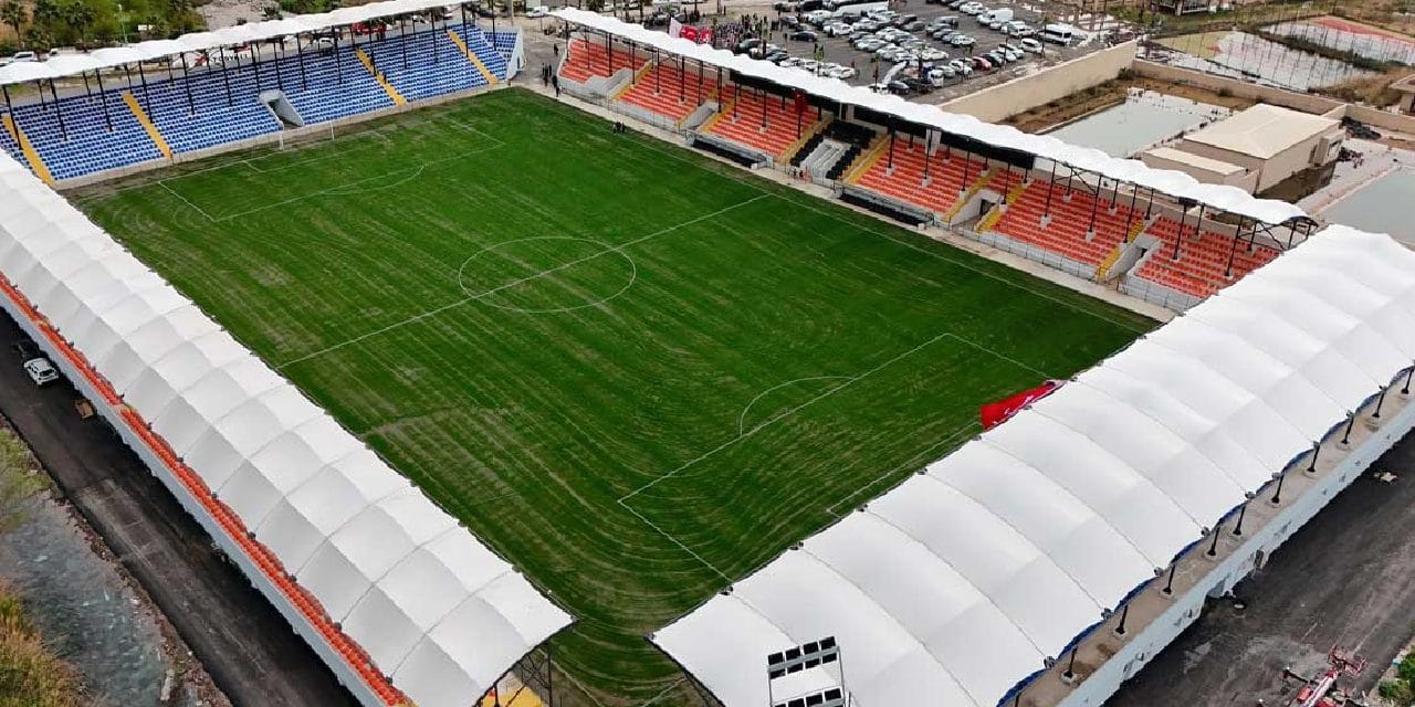 Mobilya kralı kritik maçın 3 bin 131 biletini satın aldı: Bedava dağıtacak