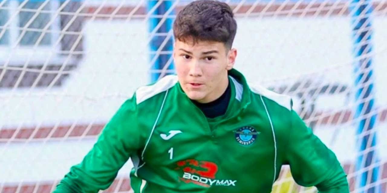 Efsane takım küme düşünce Süper Lig'e imzayı attı