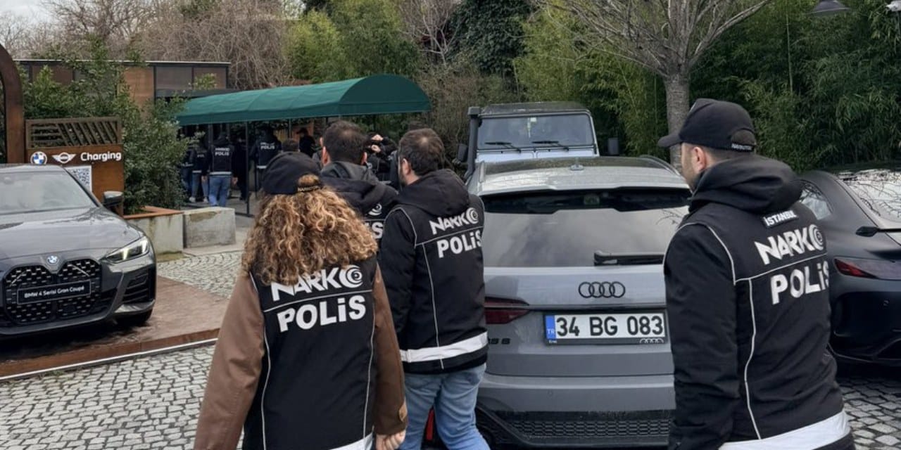 Son Dakika | İstanbul'da 'Club House' isimli mekana polis baskını
