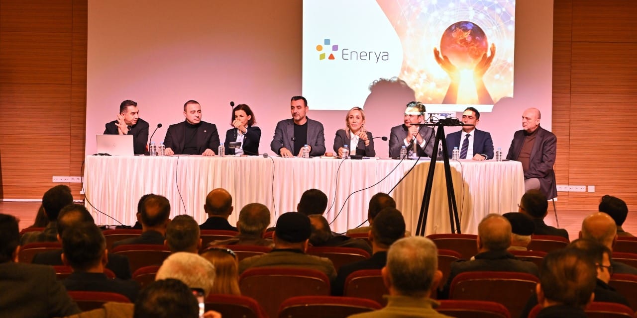 Manavgat'ta doğal gaz süreci başladı: 'Kentin enerji geleceği için ortak irade' mesajı