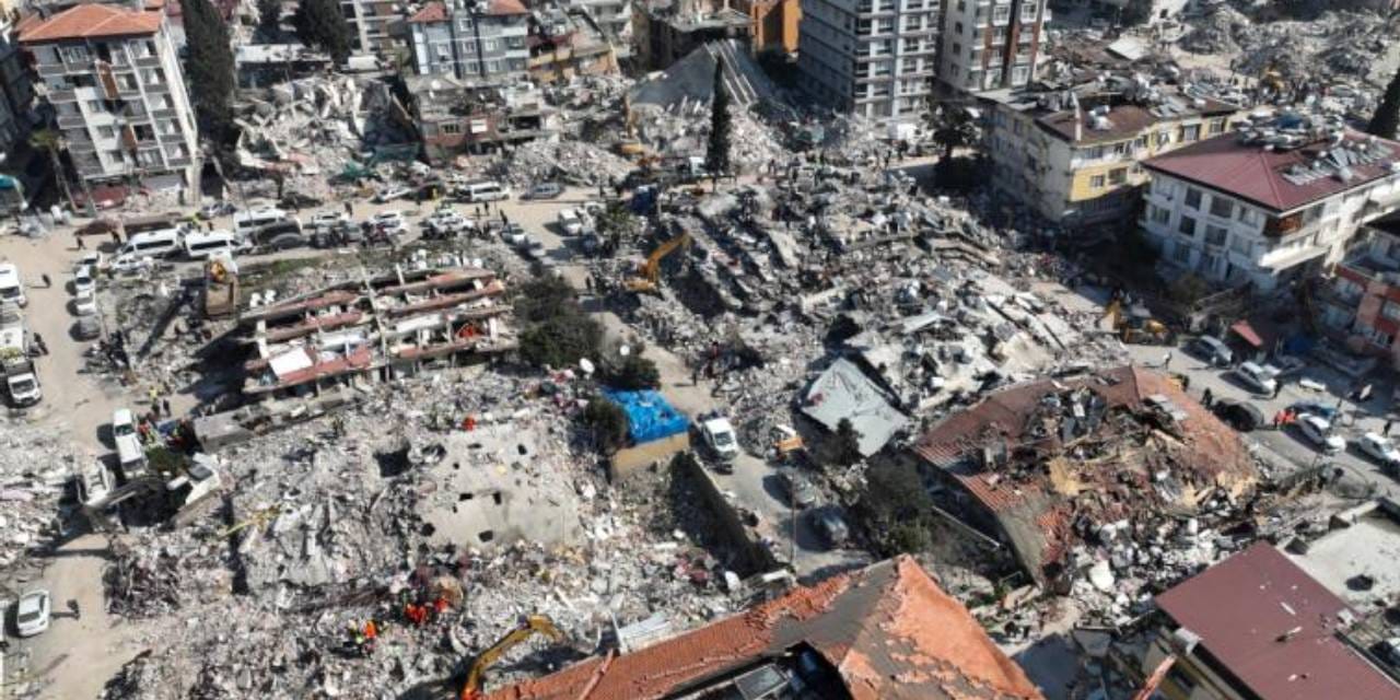 6 milyonluk bağış, 17 milyarlık ihale ile taçlandı: AKP'li isme ihale yağdı