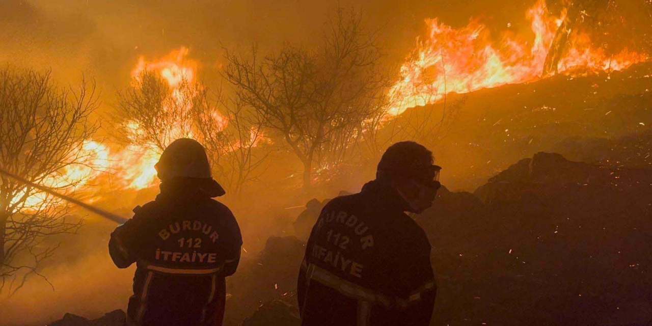 İzmir'deki orman yangının ardından 'rant' iddialarına yalanlama
