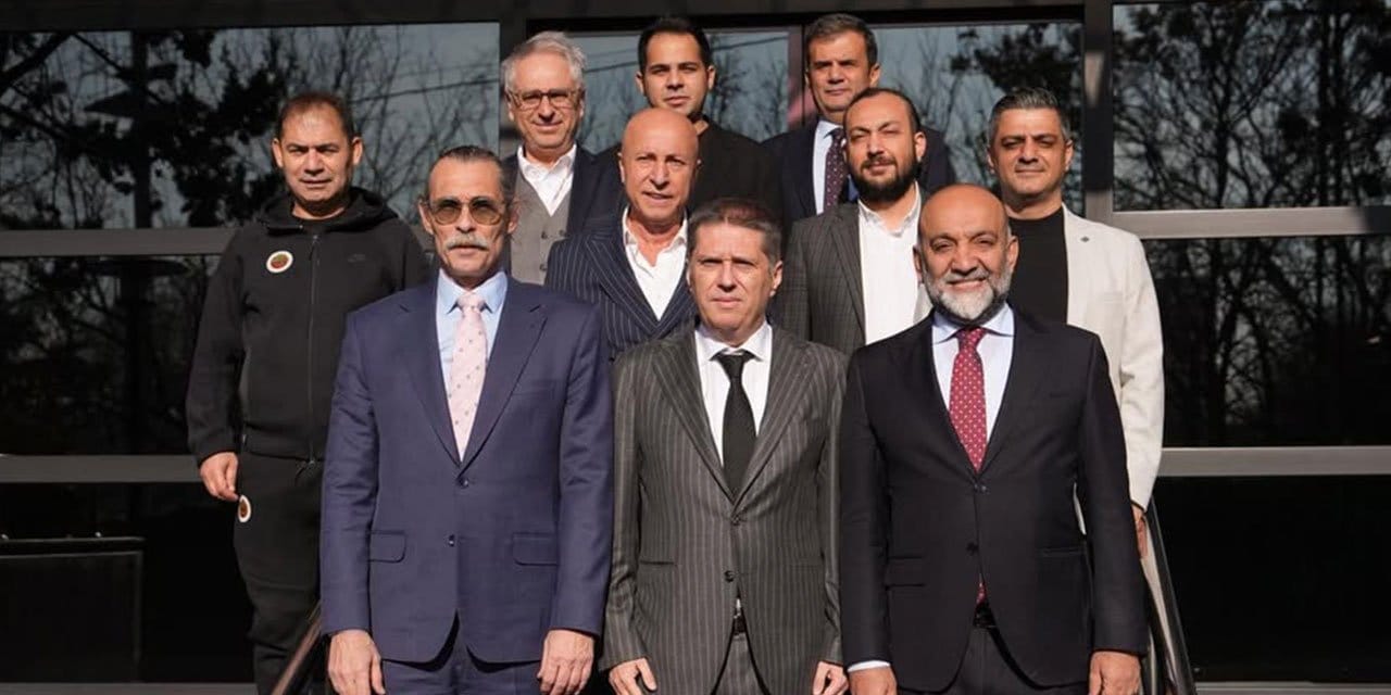 İsmini satan Süper Lig kulübünden istifa etti