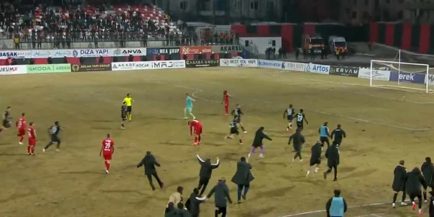 Vanspor maçı bitti Çorum'da isyan başladı