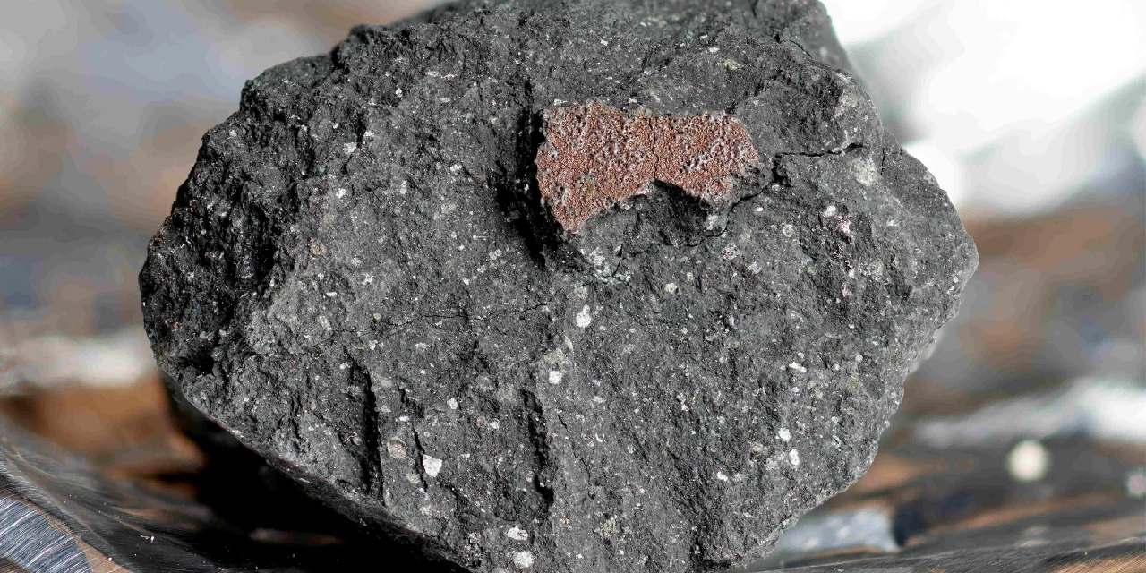 Mars'tan gelmişti: 4,5 milyar yıllık gök taşında su izi keşfedildi