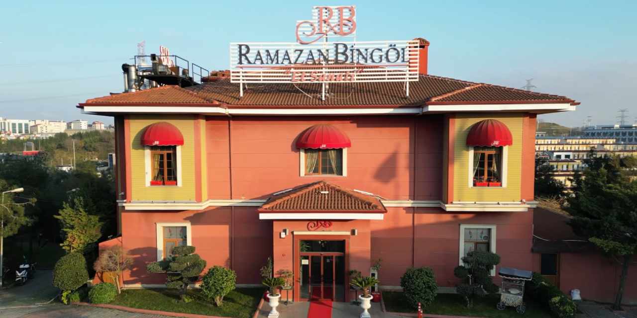 Erdoğan'ın danışmanı iftar menüsü fiyatını açıkladı: Restoranlara küsenlere sulh çağrısı yaptı