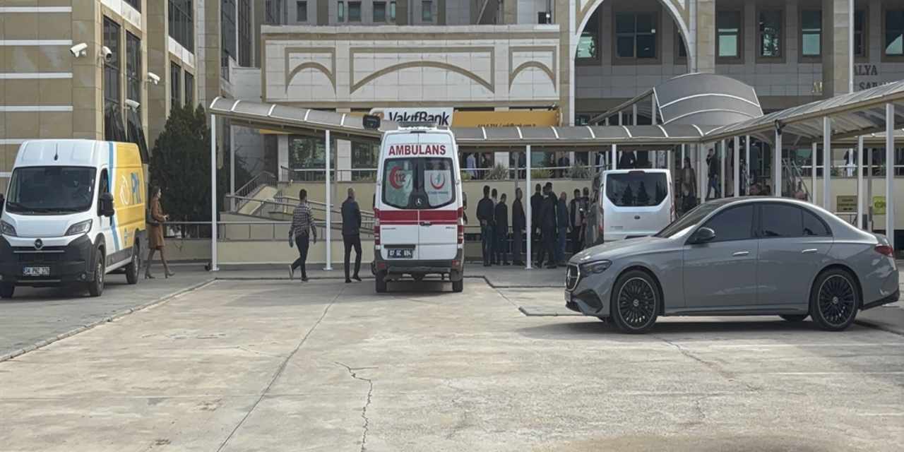 İntihar mı cinayet mi? Adliyenin güvenlik görevlisi tuvalette ölü bulundu!