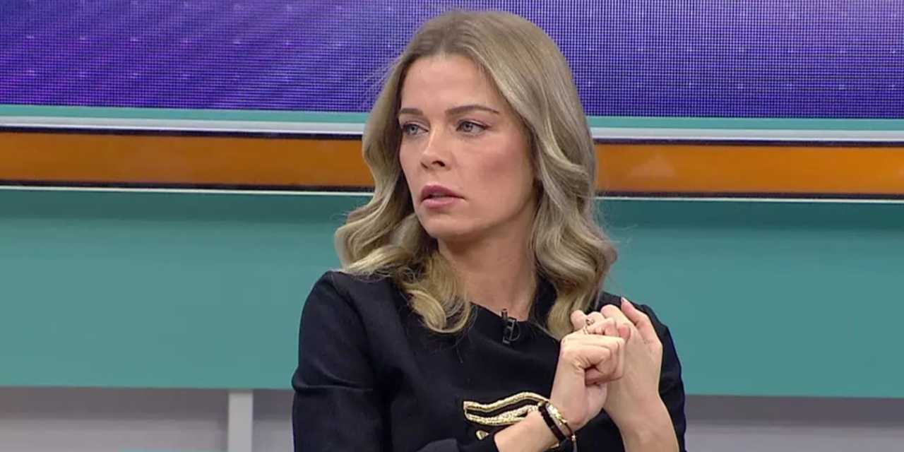 Ünlü oyuncu Begüm Kütük'ün acı günü! Bu sözlerle veda etti