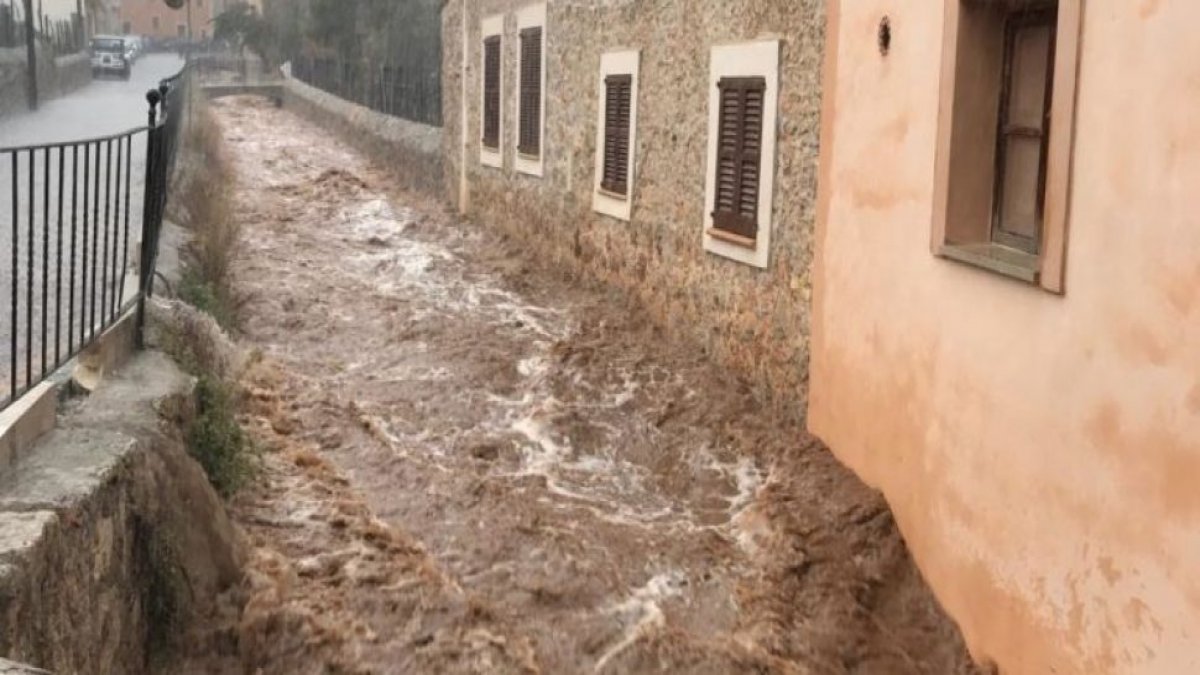 Şiddetli yağış, İspanya'da 6 kişinin ölümüne sebep oldu