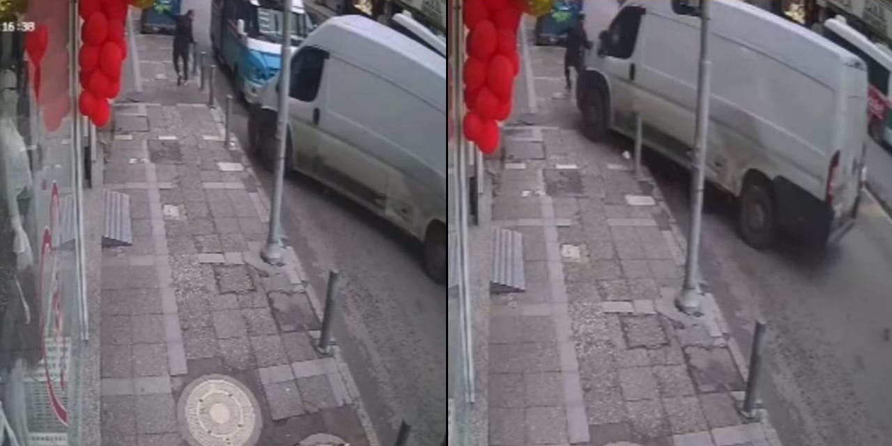 İzmir'de freni boşalan minibüs sokağı birbirine kattı