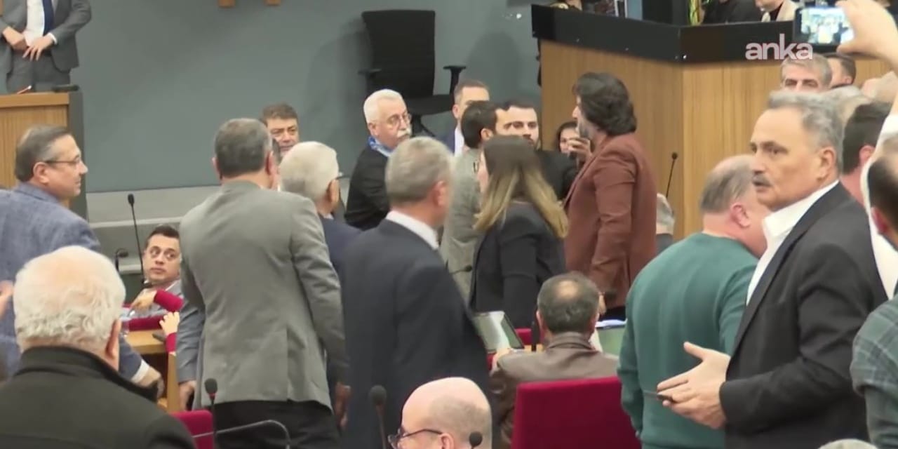 'Akın Gürlek' tartışması İzmir Belediye Meclisi'ne sıçradı!