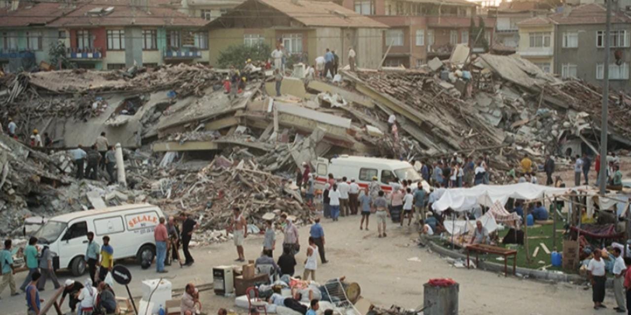 Deprem profesörü İstanbul'u yıkacak gerçeği açıkladı: İki yıldır söylüyordu dünya kabul etti