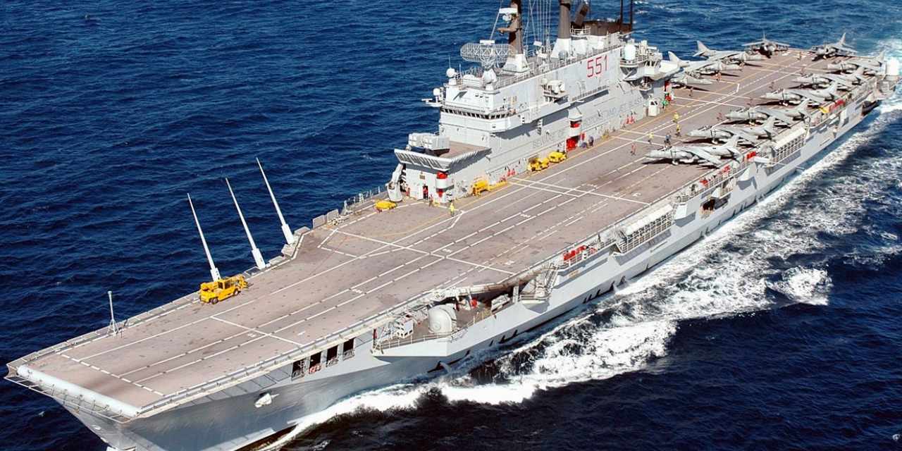 İtalya dev uçak gemisini Endenozya'ya hibe etti