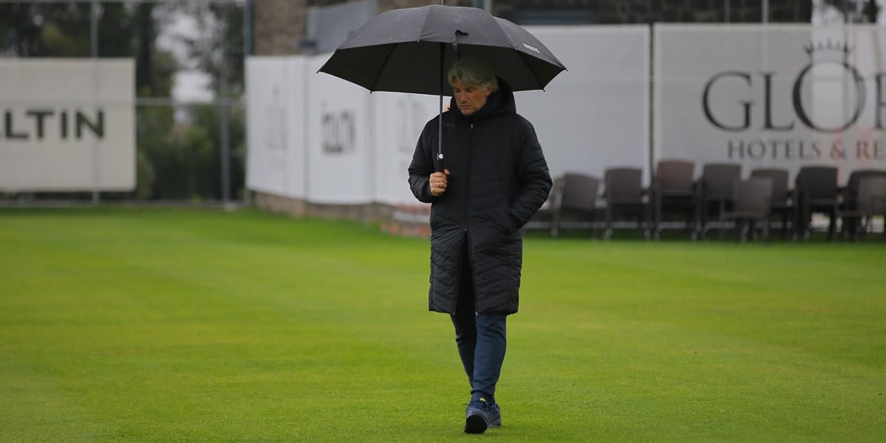 Galatasaray'ı değil Fenerbahçe'yi seçti