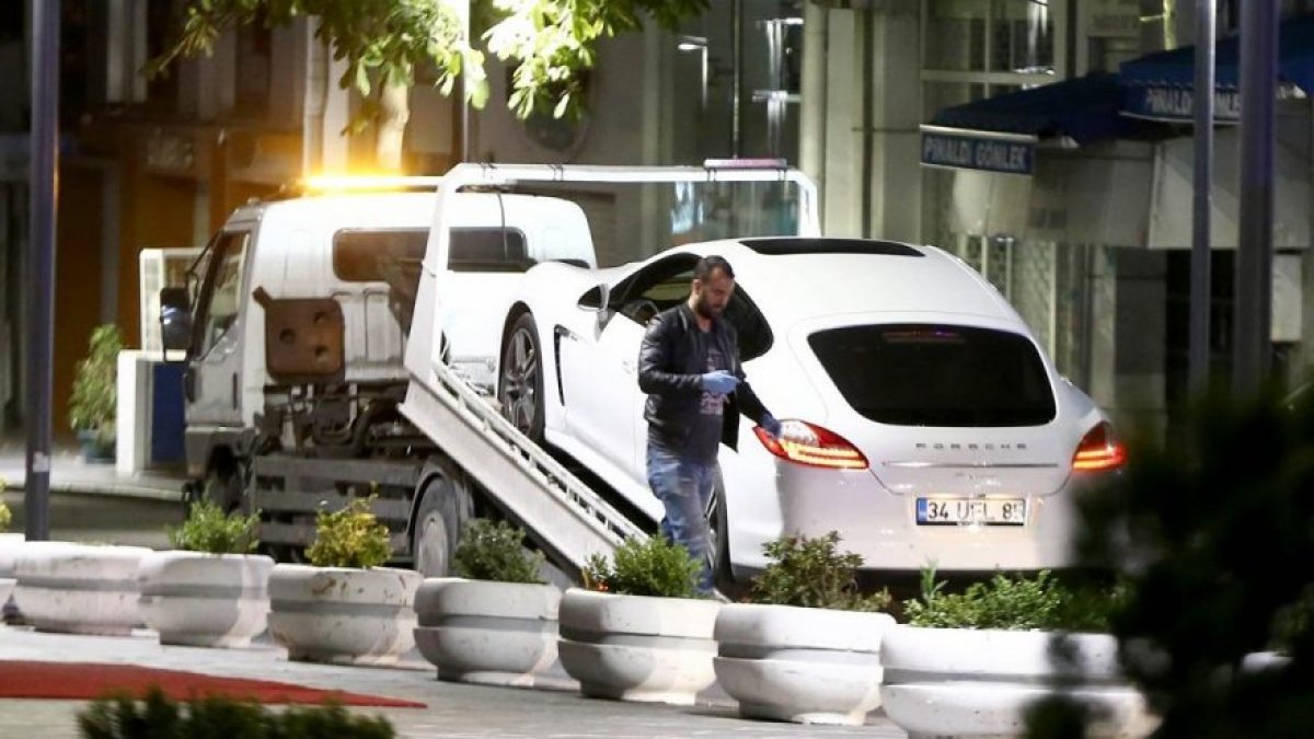 İstanbul’da AVM’ye otomatik silahlı saldırı