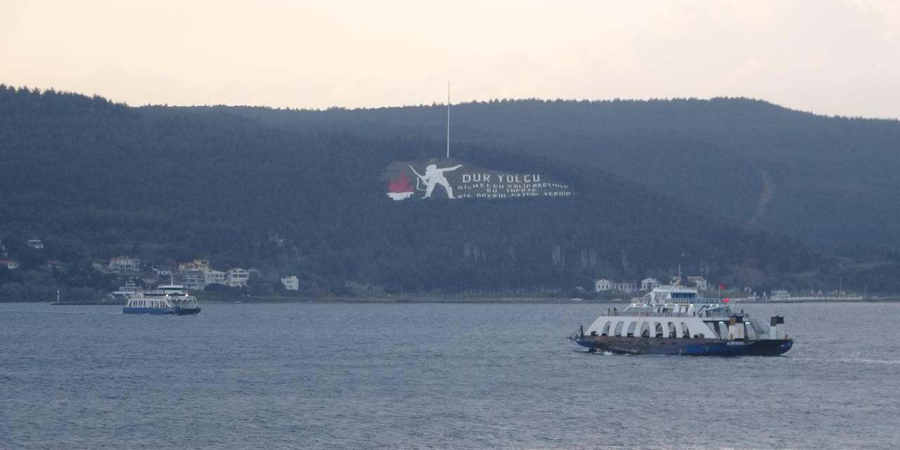 Çanakkale'de deniz ulaşımına fırtına engeli