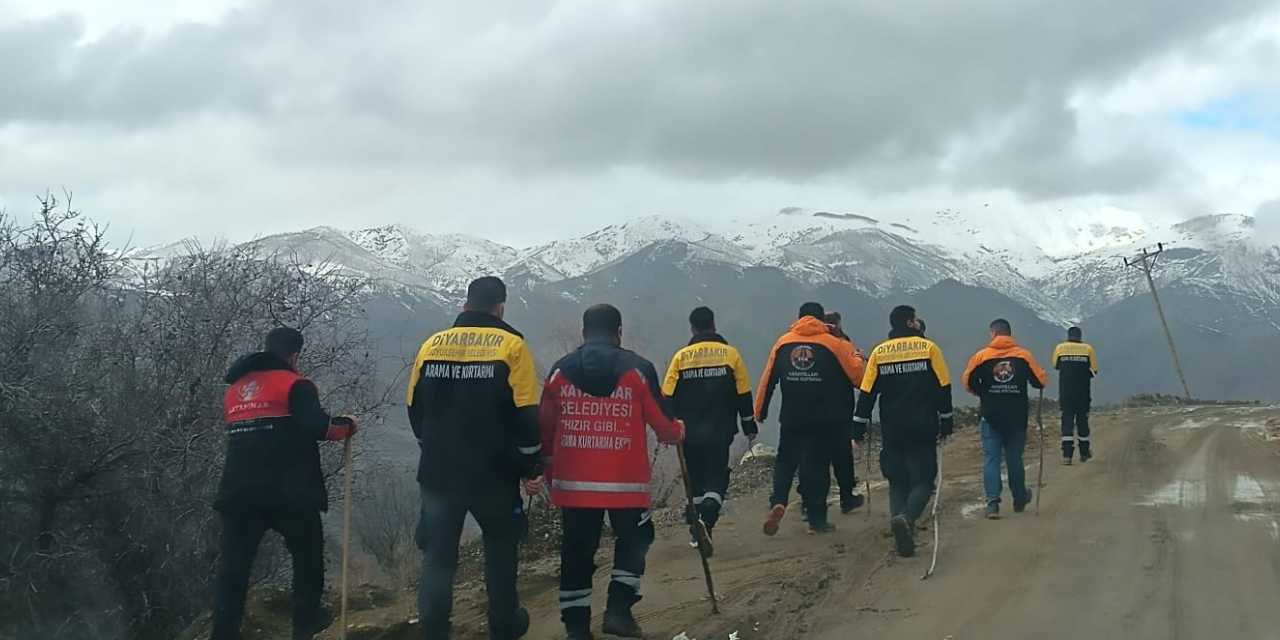 8 gündür haber yok! 140 kişilik ekiple aranıyor