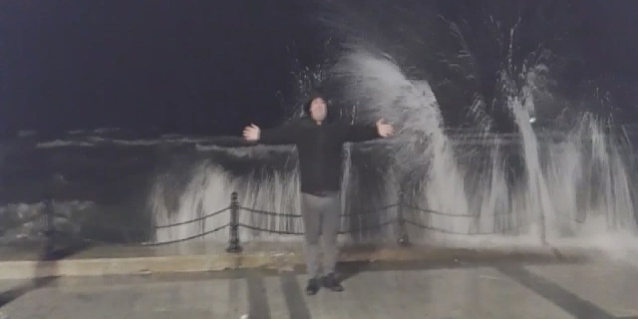 İstanbul'u fırtına vurdu