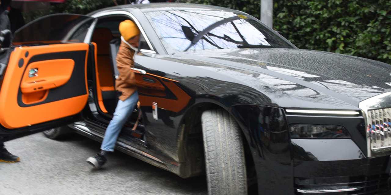 50 milyonluk araçla görüntülenmişti: Ünlü şarkıcı gerçeği açıkladı