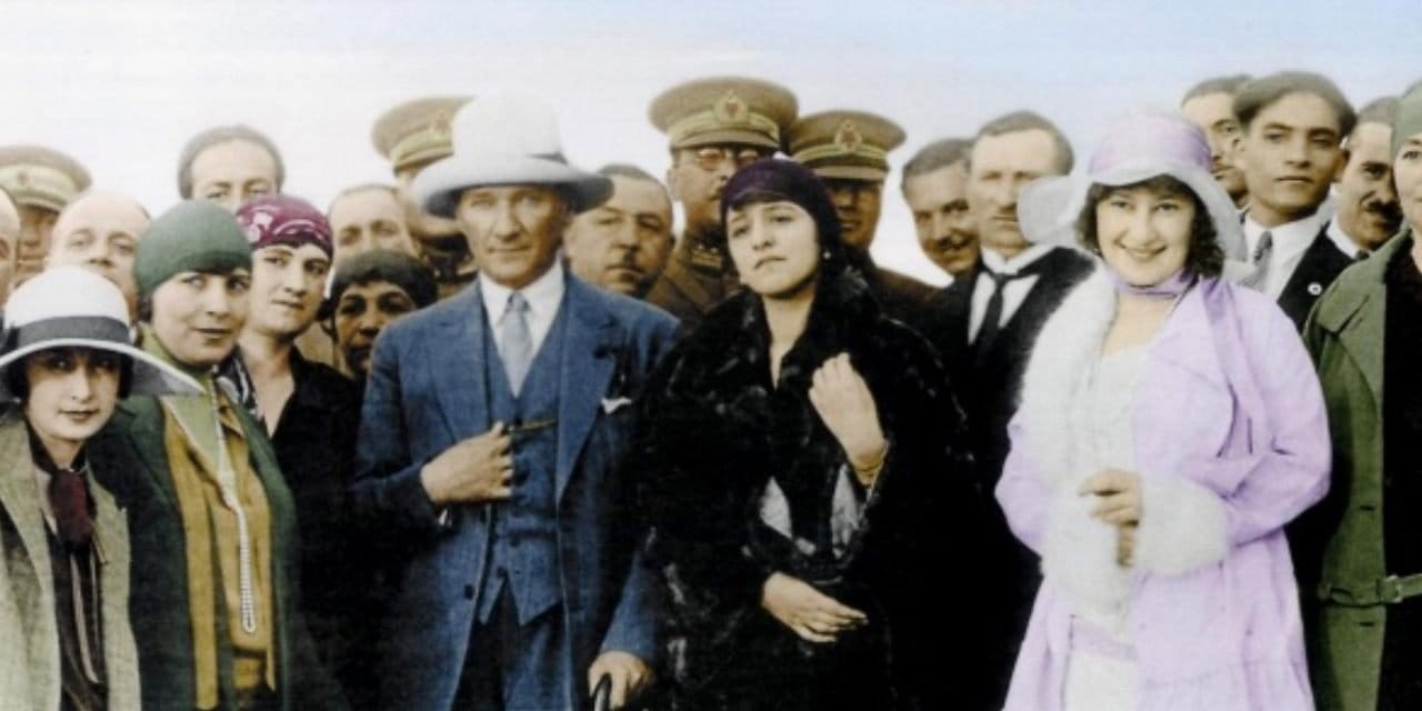 Türkiye Kadın Dernekleri Federasyonu'ndan Türk Medeni Kanunu'nun 100. yılına özel açıklama