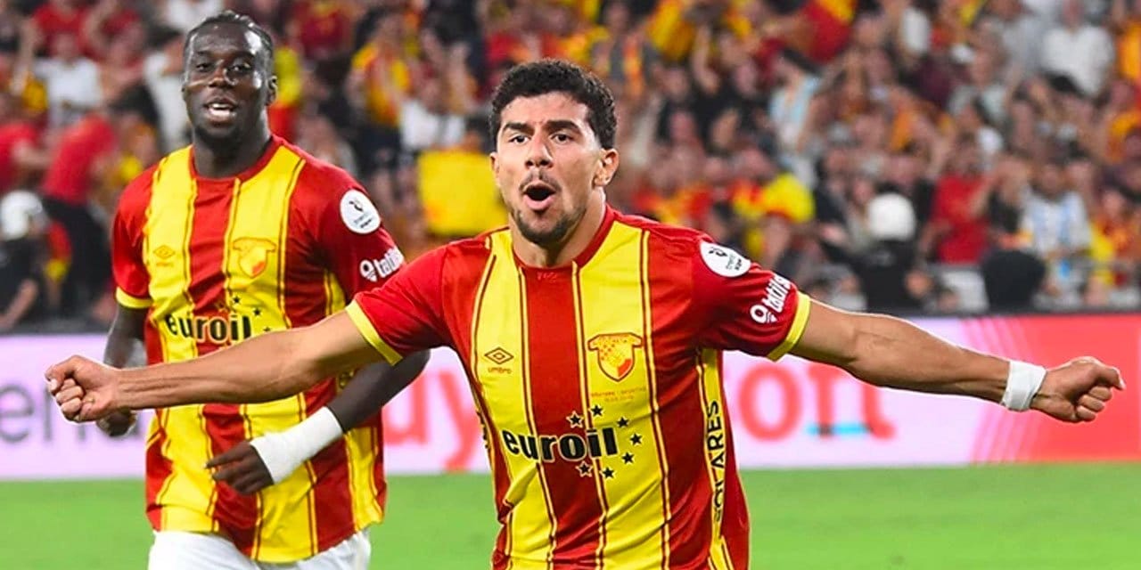 Süper Lig ekibi 9 maçta 1 gol atan forvetini gönderdi