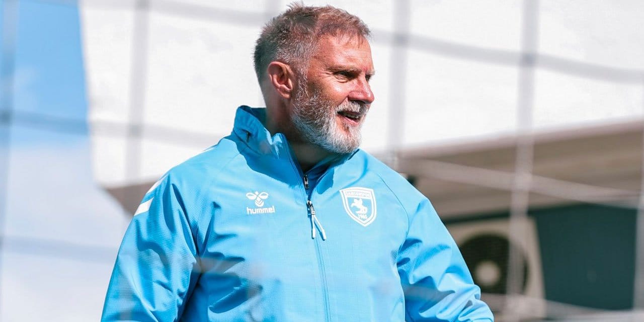 Samsunspor'un Alman hocası hastaneden çıkıp idmana koştu