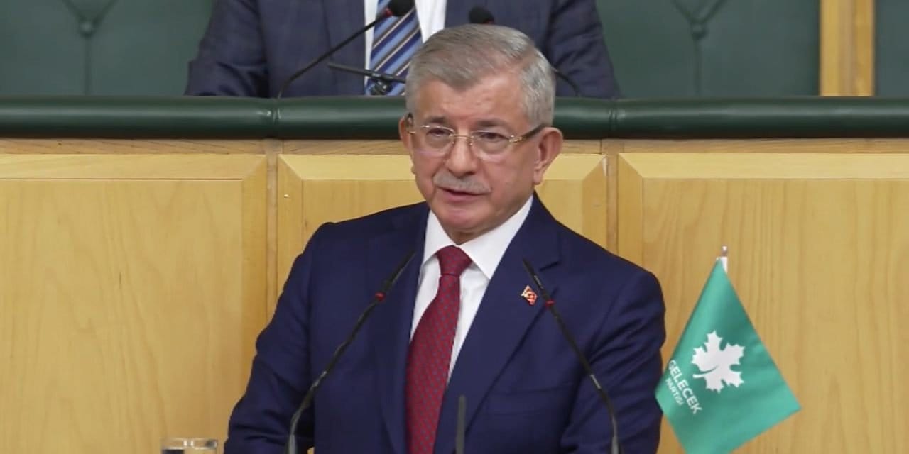 Davutoğlu gündem yaratan "Zor geçiniyorum" çıkışı hakkında konuştu