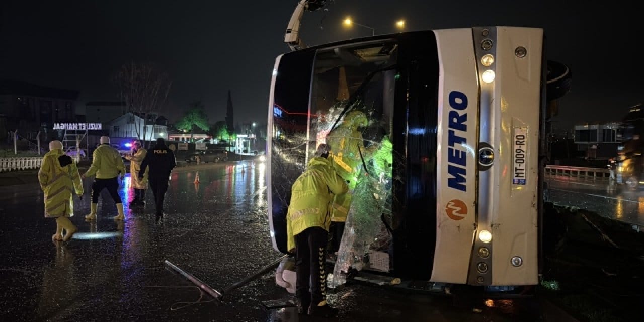 Samsun’da yolcu otobüsü devrildi: 7 yaralı