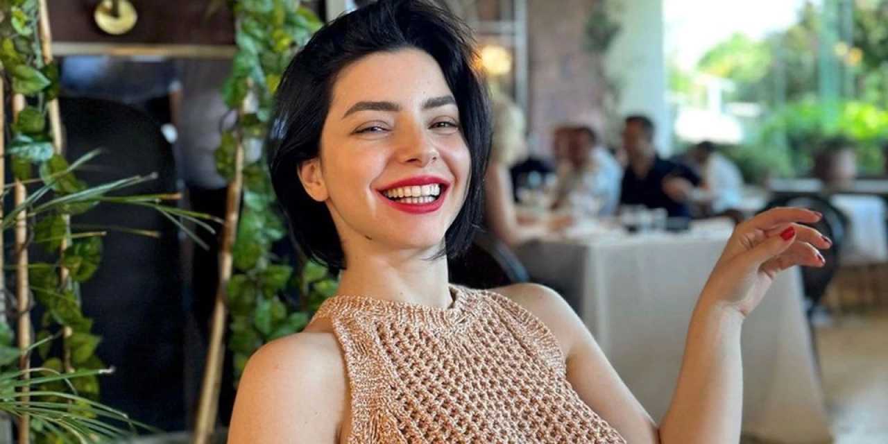 Merve Boluğur da akıma katıldı! "Al şu parayı..."