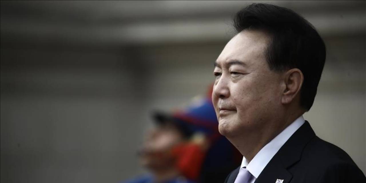 Eski Başkan "isyan" davasında müebbet hapse mahkum edildi