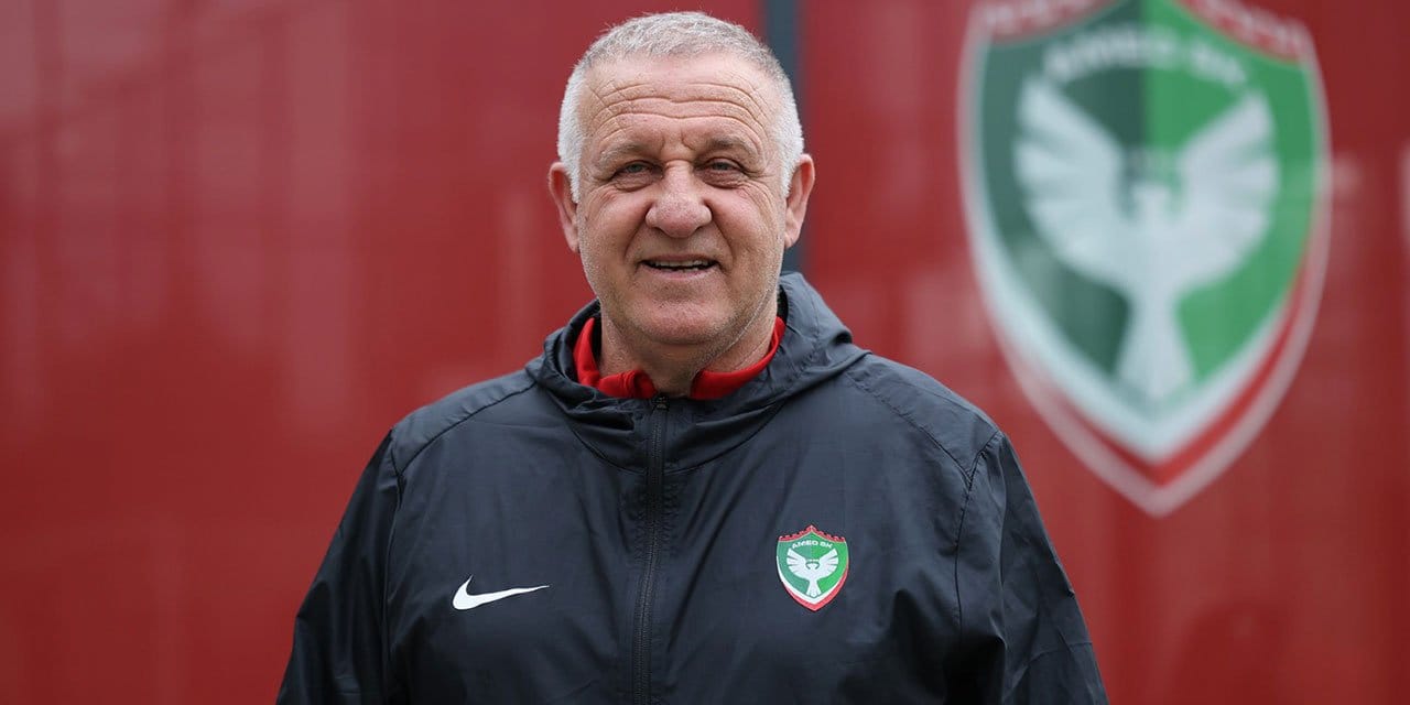 Göreve geleli 1 gün oldu: İlk maçında isyan etti