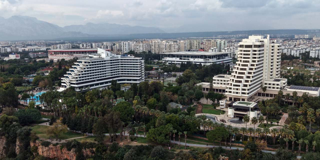 70 yıllık miras savaşında yeni perde: 3 otel için tapu iptal davası