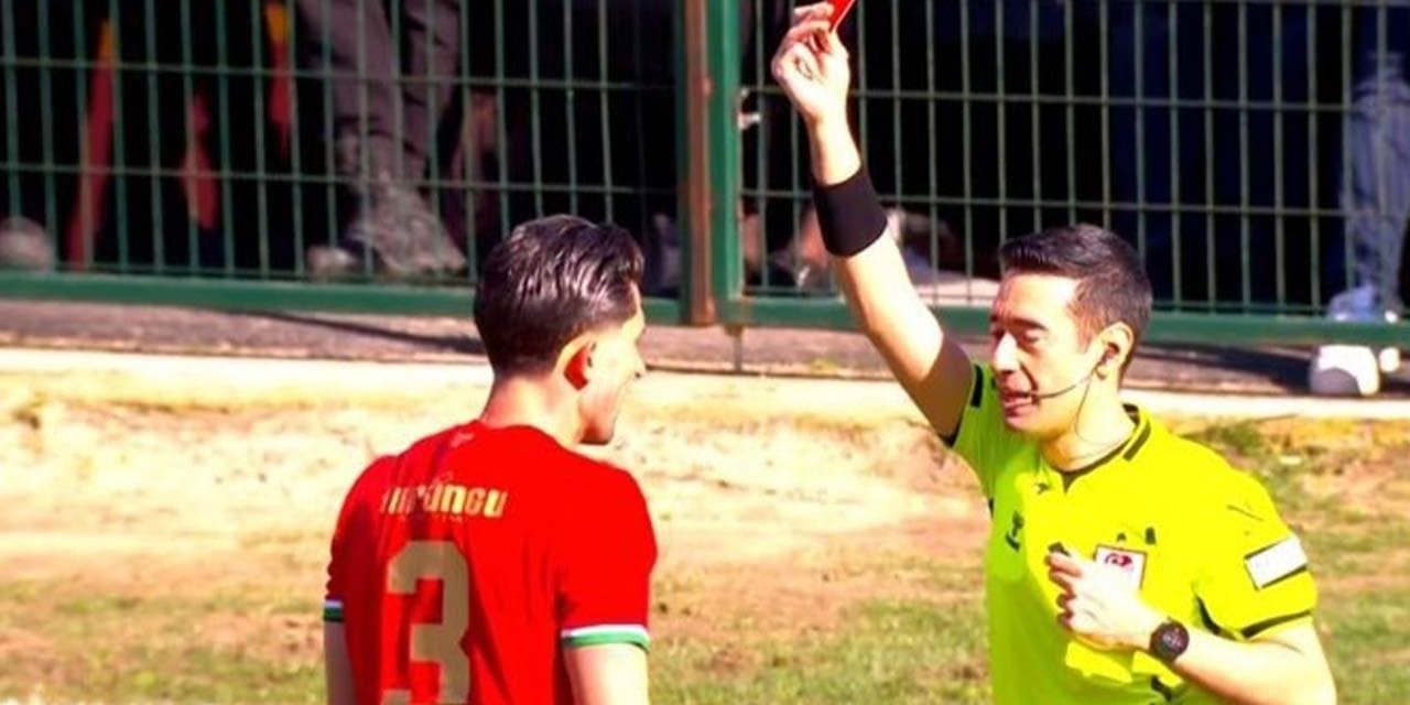 Pozisyonu tekrar tekrar izleyip sordu: Amedspor'a oyun mu var?