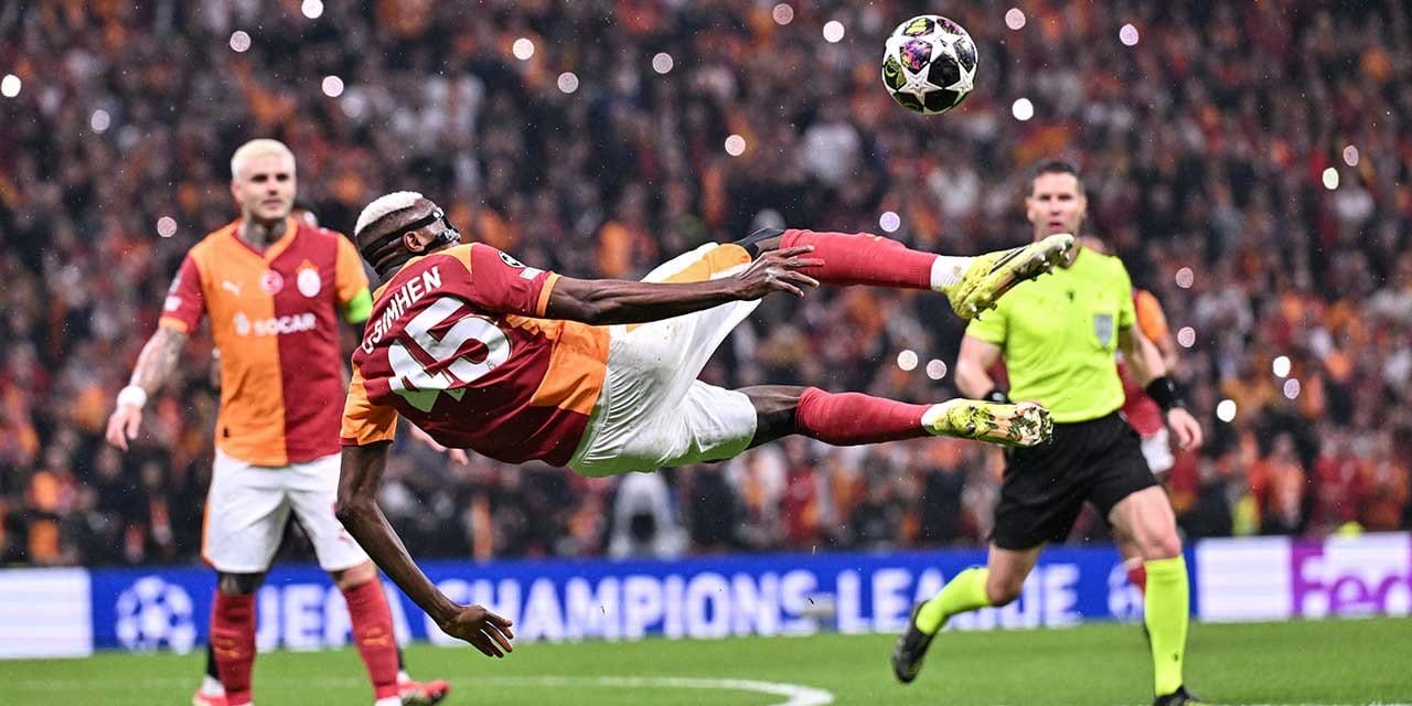 Efsane futbolcu Victor Osimhen'i dünya devine önerdi
