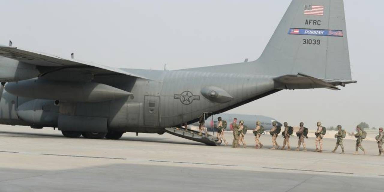 Katar'daki dev üste kritik gelişme: Yüzlerce asker tahliye edildi