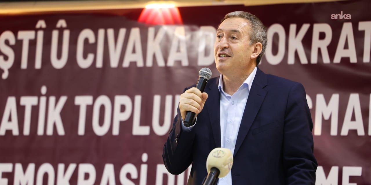 DEM Partili Bakırhan'dan Erdoğan'a: Ankara Kürtlere parmak sallamaktan vazgeçsin