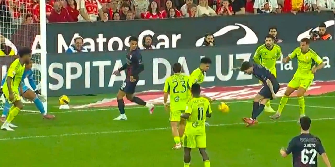 Rafa Silva ilk golünü rabona ile attı: Portekiz'i salladı