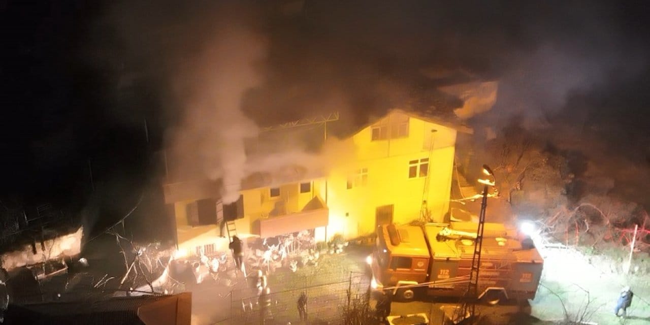 Trabzon'da aynı gecede iki yangın