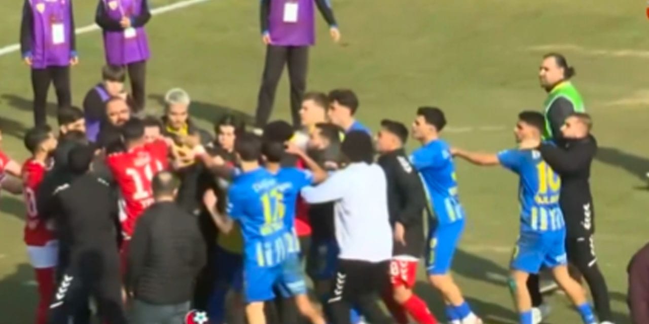 4 yedikten sonra bir bu eksikti: 2. Lig ekibi evinde yıkılınca ortalık karıştı