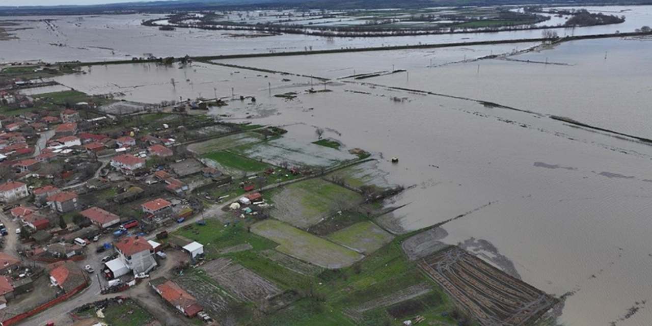 Son Dakika | Meriç ve Tunca nehirlerinde taşkın alarmı! Köprüler kapatıldı tahliyeler başlatıldı!