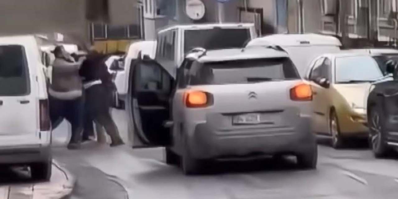 İstanbul'da ramazan davulcuları birbirine girdi!