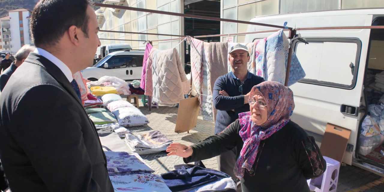 Konyalı kadın esnaf hayat pahalılığına isyan etti: Bir kilo domates alıp yiyemiyorum