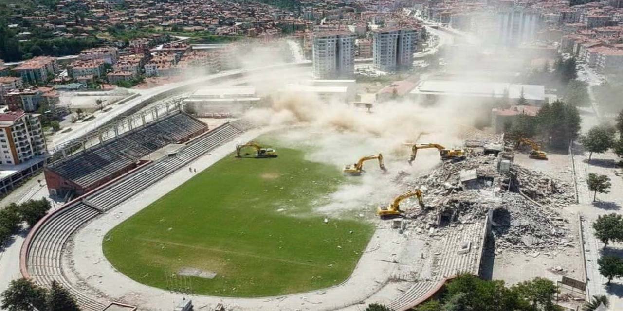 41 yıllık statta yıkım başladı: Dozerlerle girdiler