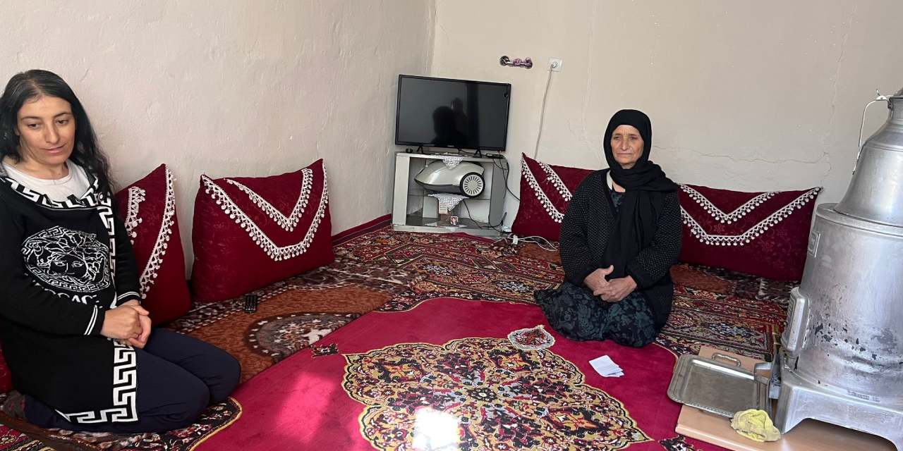 40 yıldır Türkiye'deler ama "yok" sayılıyorlar! Bir ailenin "kimliksizlik" savaşı