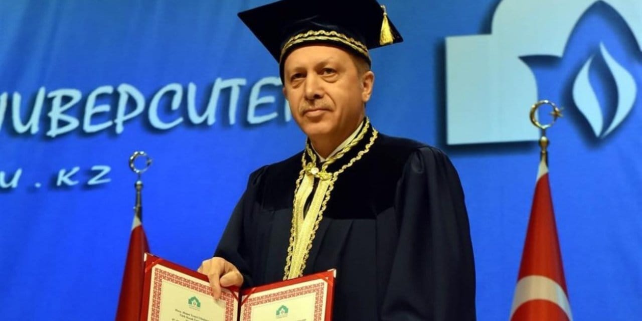 Erdoğan diplomasını neden mahkemeye sunmuyor?  Eski YARSAV Başkanı tek tek açıkladı: 13 ayrı çelişki var (ek)
