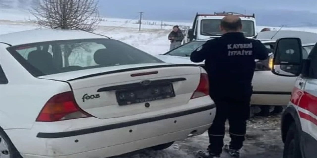 Kayseri'de otomobiller çarpıştı: 1 ölü 1 yaralı