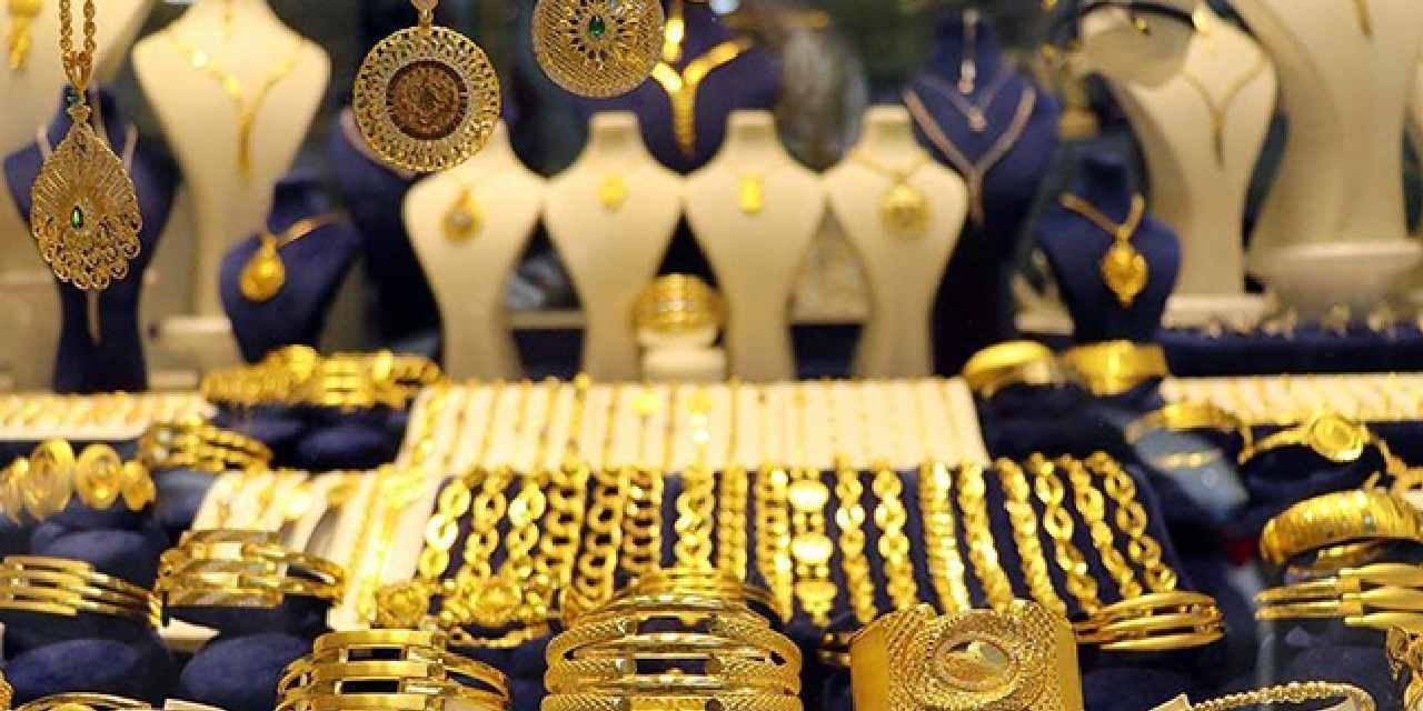 Piyasalarda savaş fırtınası! Bir füze de altına: Uçuşa geçti